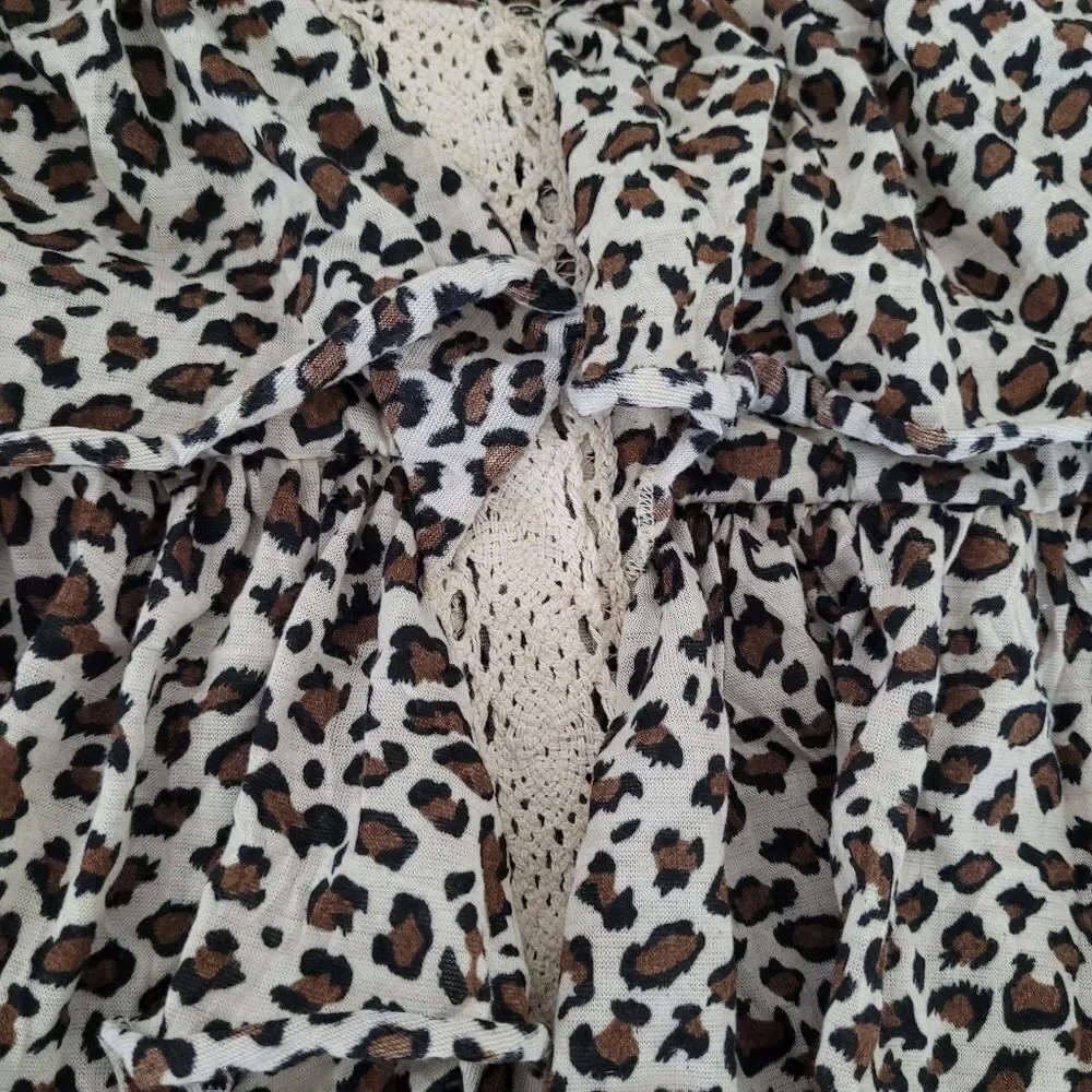 women's top Love change cheetah print tan top size small - Picture 4 of 4